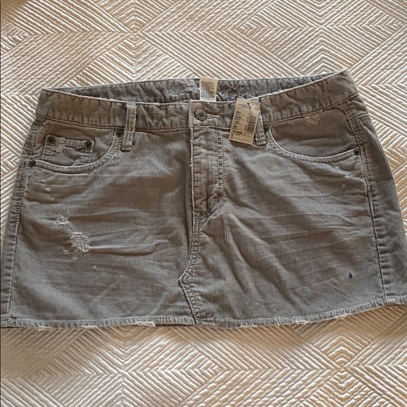 NWT American Eagle Corduroy Mini Skirt - Picture 5 of 8